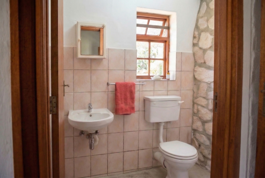 4 Bedroom Property for Sale in Struisbaai Western Cape